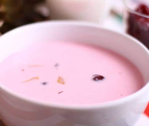 Gyümölcsleves pudinggal