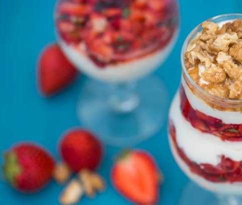 Jahodovo-mätové poháre s mascarpone