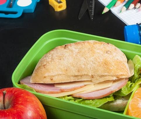 Zdravé obedy a desiate do krabičky pre školákov 