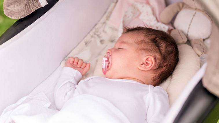 Mit tegyünk, ha kisbabánk melegkiütéses?