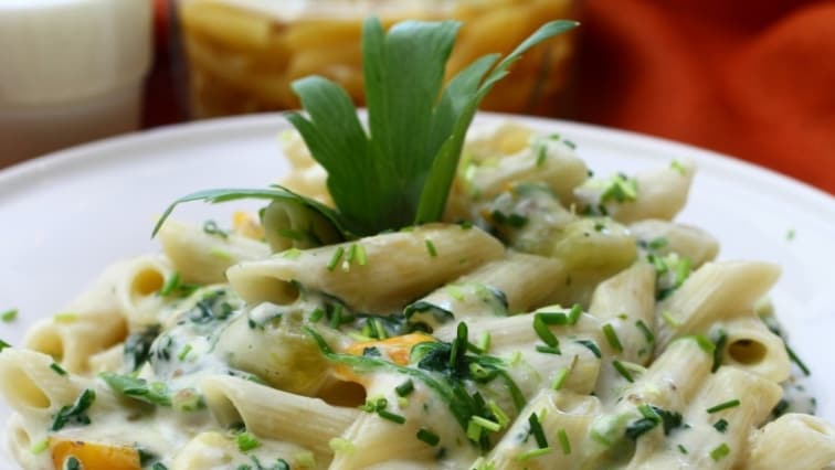 Tejszínes-parajos penne