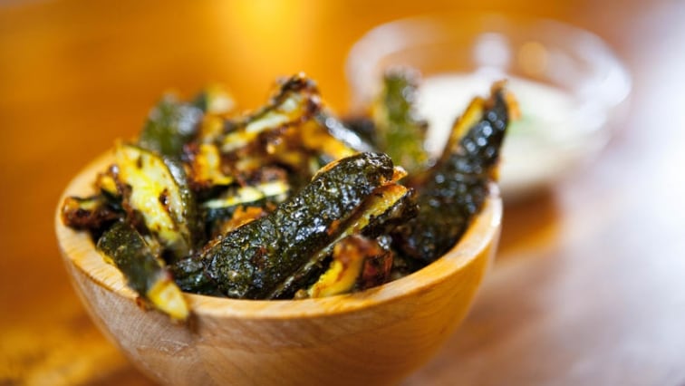 Cuketové hranolky s parmazánem