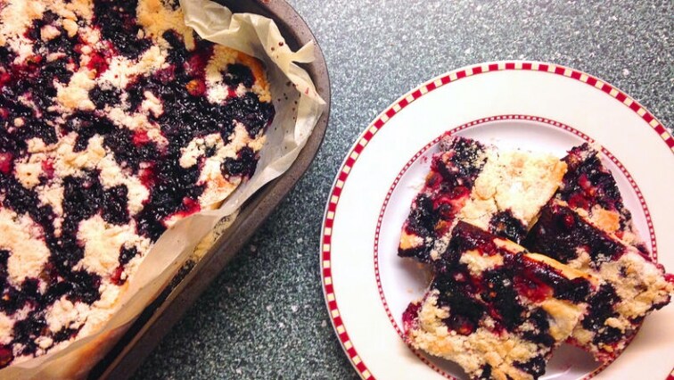 Univerzální táč "desetiminutovka" se sezónním ovocem