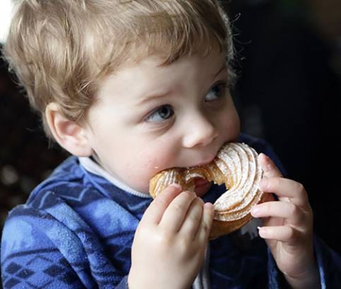 Zdravé či nezdravé sladkosti – nakoľko ohrozujú naše deti?