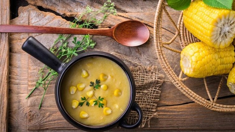 Kukuřičná polévka s kuřecím masem