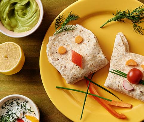 Veselý zeleninový wrap