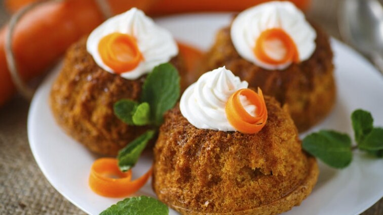 Mrkvové minidortíky s citronovou polevou