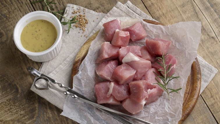 Jemná hořčičná marináda na grilované maso