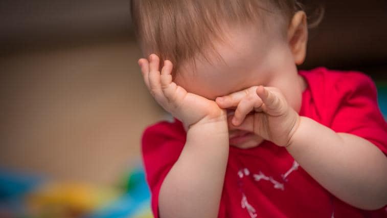 Rádce pro zalepené oči u miminek