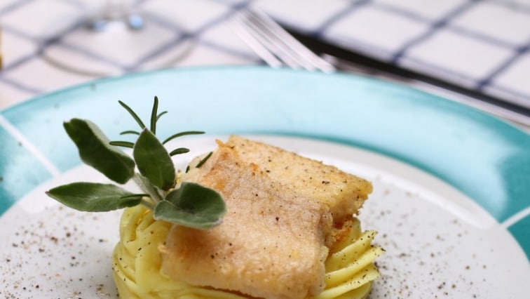 Vajban sült halszelet