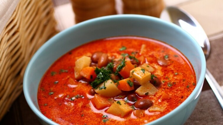 Bableves csülökkel