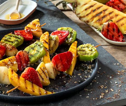 Grillezett gyümölcsnyárs az egész család számára