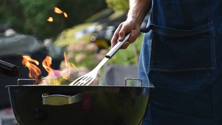 Jak správně grilovat: 13 začátečnických chyb, kterým se vyhněte