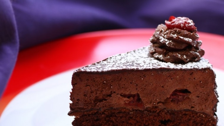 Lúdláb torta meggyel