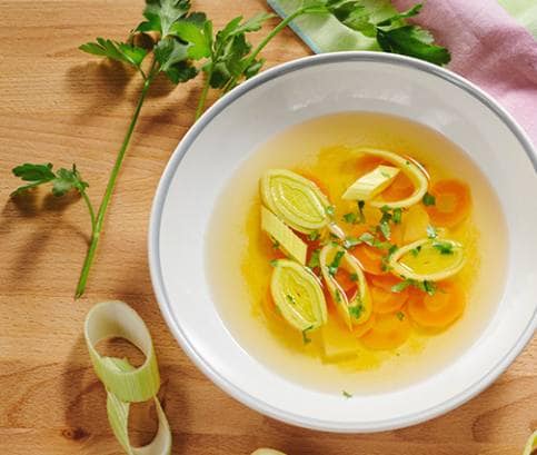 Pórová polievka so zeleninou