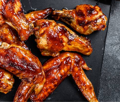 Így készíts tökéletes barbecue csirkeszárnyakat.