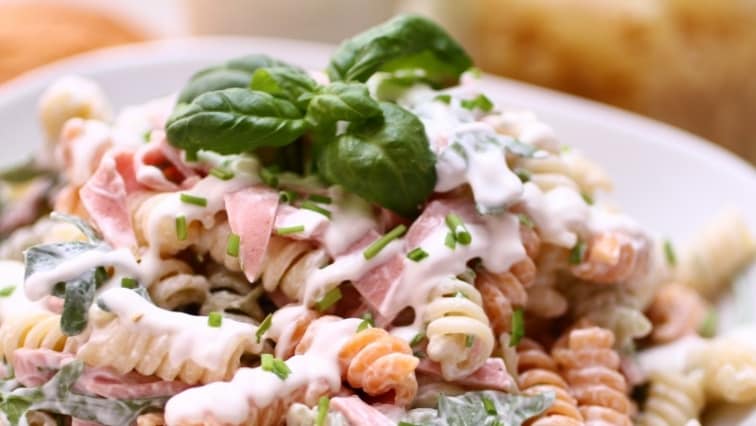 Görög tésztasaláta