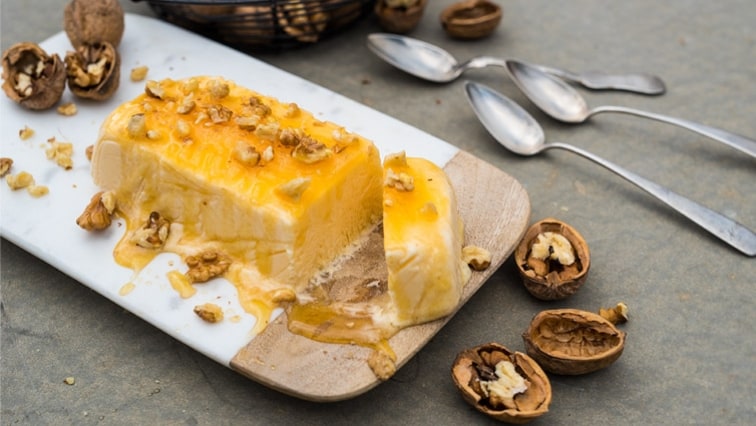 Jogurtová pena s medom