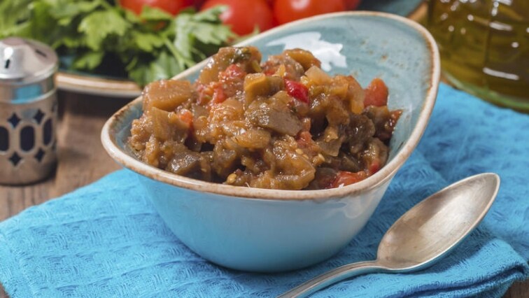 Lahodný kaviár z lilků a rajčat