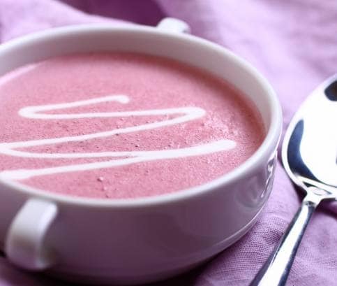 Erdei gyümölcs krémleves