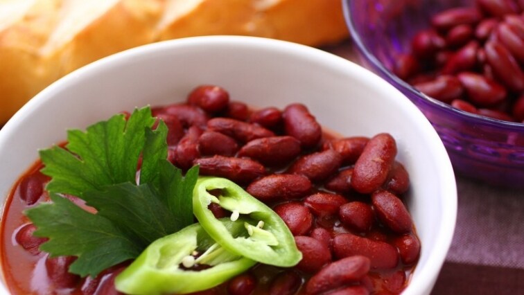 Chilis bab saláta