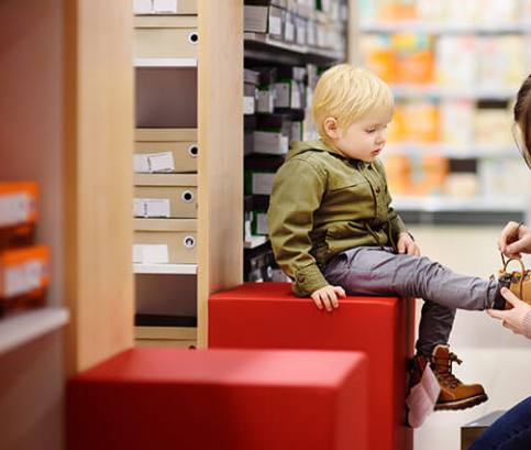 Vybíráte první dětské boty? Hezký design nestačí   