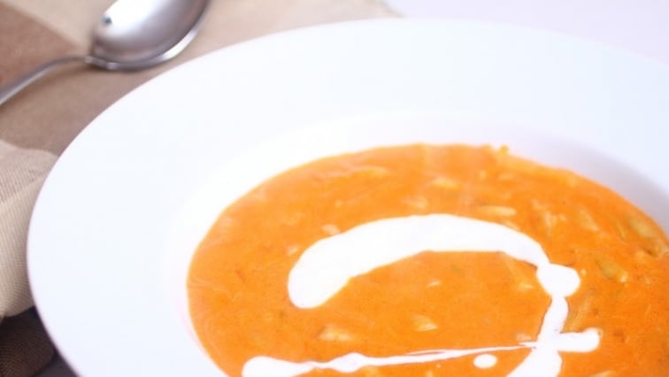 Tejfölös zöldbab főzelék