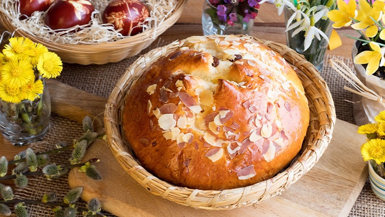 Velikonoční mazaný mazanec