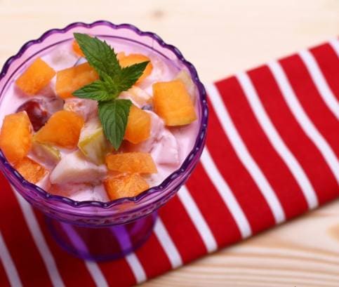 Citromos-kefires gyümölcssaláta