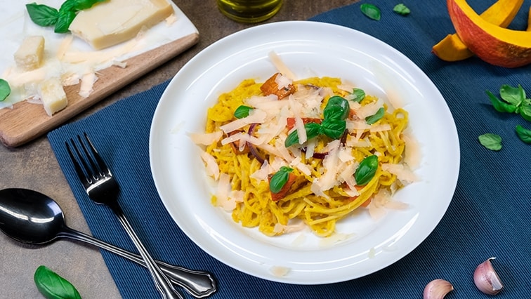 Špagety s krémovou omáčkou z pečené zeleniny