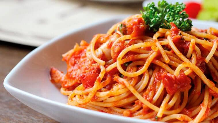 Omáčky na cestoviny: 7 TOP receptov, ktoré nesklamú