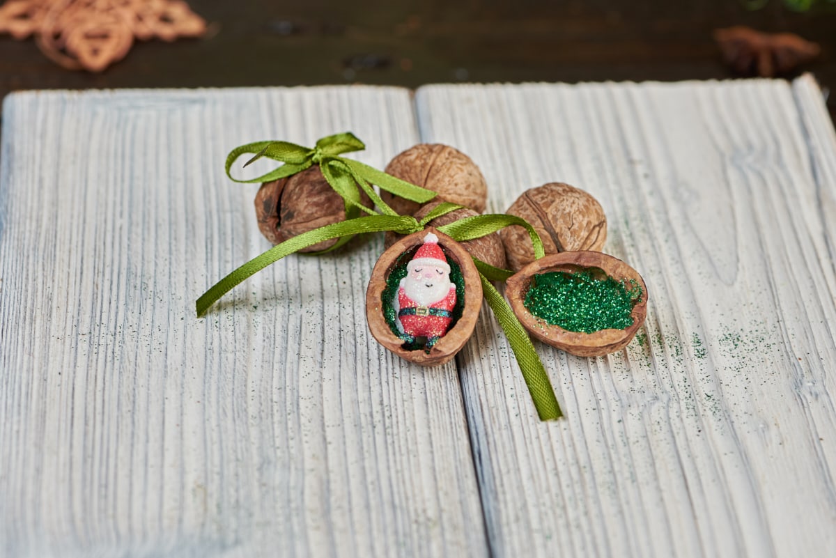 Tündéri ajándék dióból