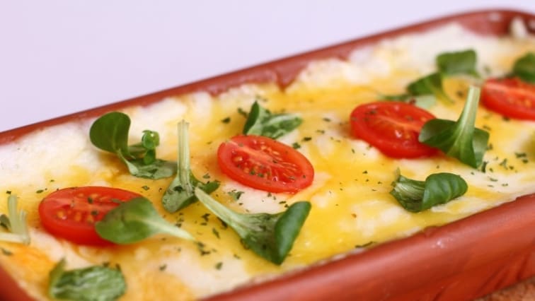 Sajtos-tejfölös rakott hús