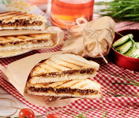 Darált marhahúsos szendvics