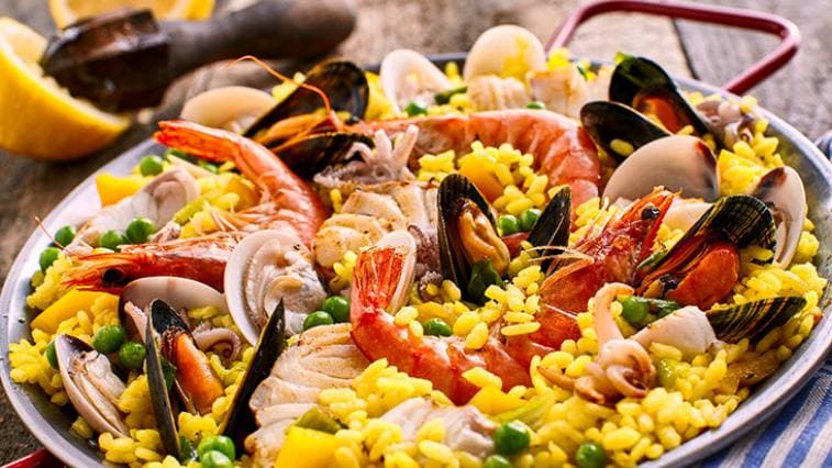 Španielska paella s morskými plodmi: Ako na to?