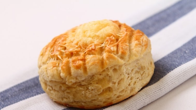 Tejfölös-sajtos pogácsa