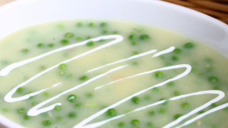 Tejes zöldborsófőzelék