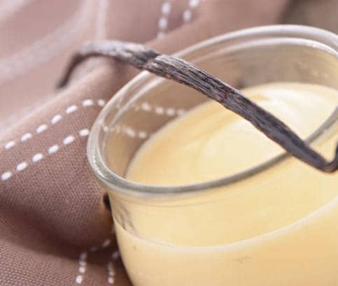 Velikonoční vaječný koňak speciál