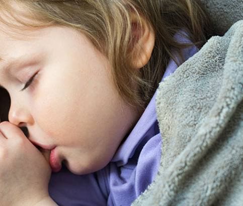 Nyugodt légkör az ujjszopás ellen