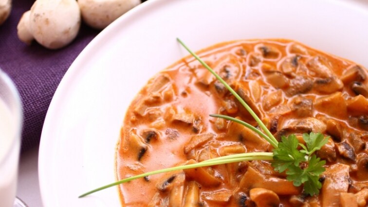 Bakonyi gombapaprikás