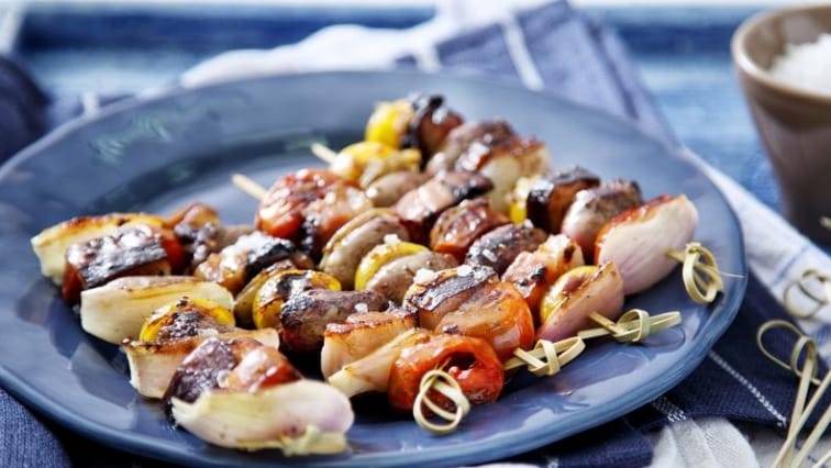 Špíz z grilovaných kuřecích srdíček