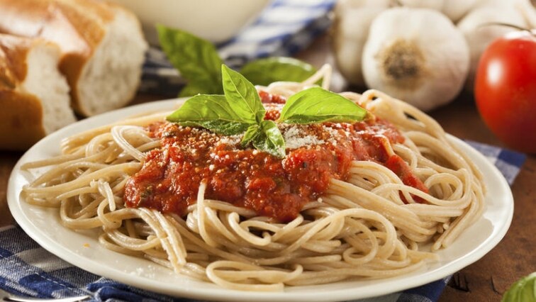 Špagety s jemnou rajčatovou omáčkou pro děti