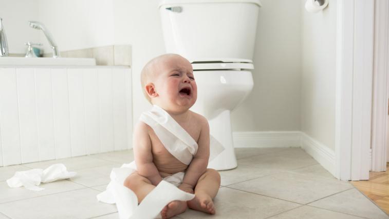 Zánět močových cest u miminka a kojence: Poznejte příznaky včas