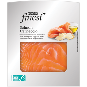Tesco Finest Marinované plátky lososa atlantického so strúhaným syrom a olivovým olejom