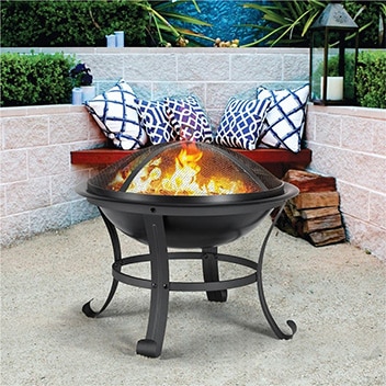 Outdoor fire pit