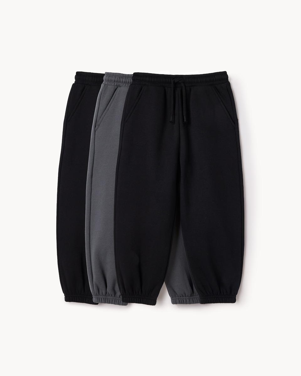 image 1 of F&F Boys 3-Pack Cotton Rich Cuffed Joggers in Black