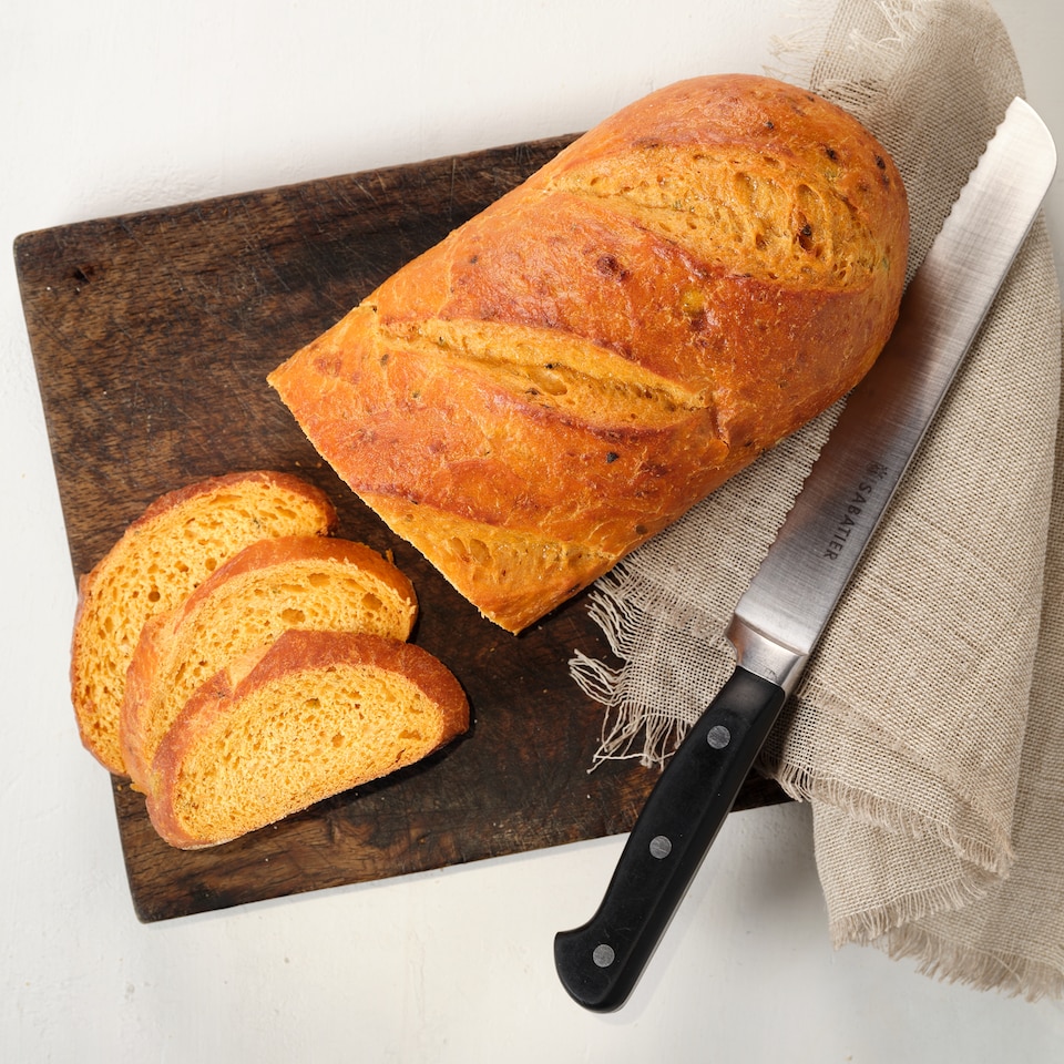 image 1 of Tesco Finest Jalapeno & Vintage Cheddar Bloomer 400G