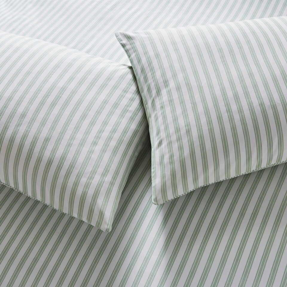 image 1 of Silentnight Supersoft Stripe Duvet Set King
