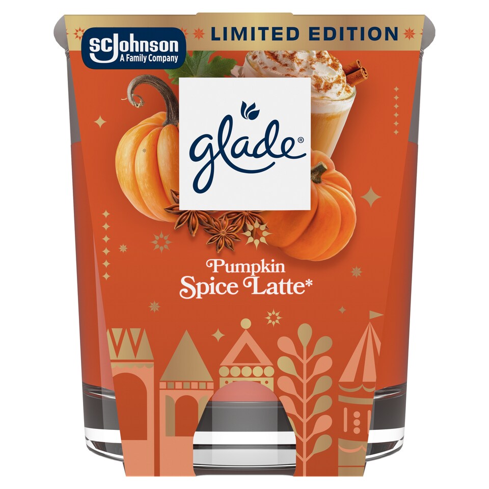 Glade Pumpkin Spice Latte illatgyertya 112 g