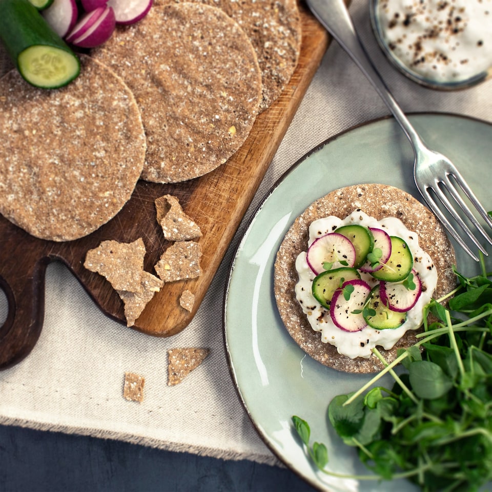 image 1 of Peter's Yard Wholegrain Sourdough Crispbreads 125g